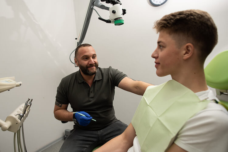 Имплантация зубов - частые вопросы