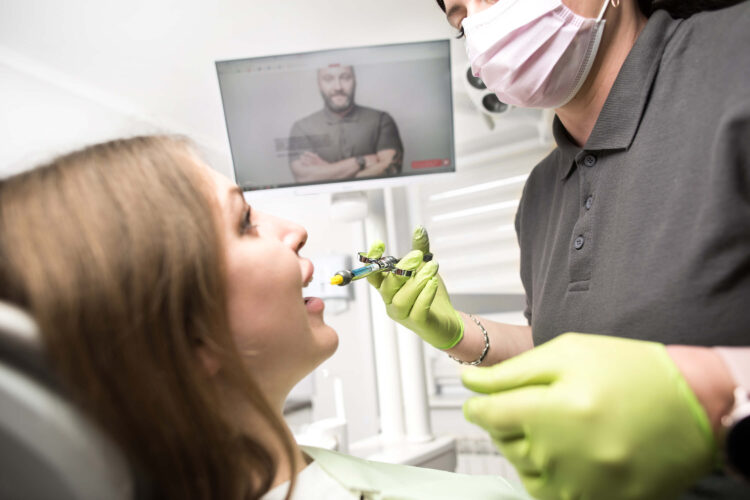 удаление зубов мудрости