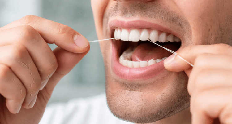 Чешеться або свербить зуб, що це і що робити